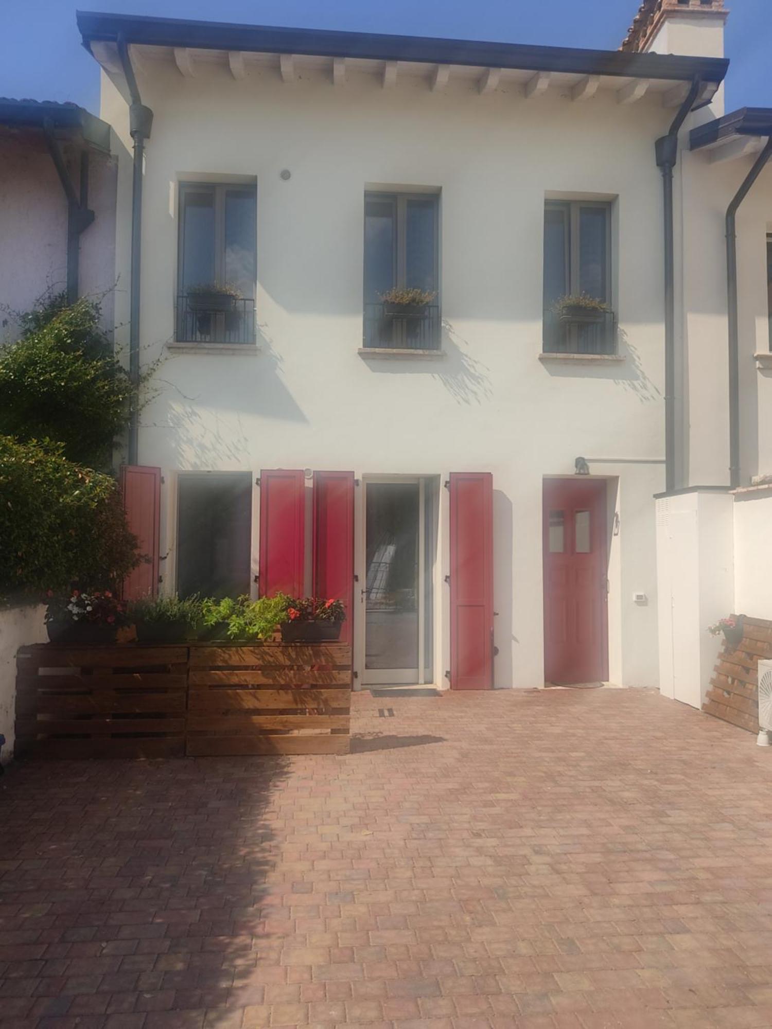 La Casa Di Paolina - Affitti Brevi Lejlighed Desenzano del Garda Eksteriør billede